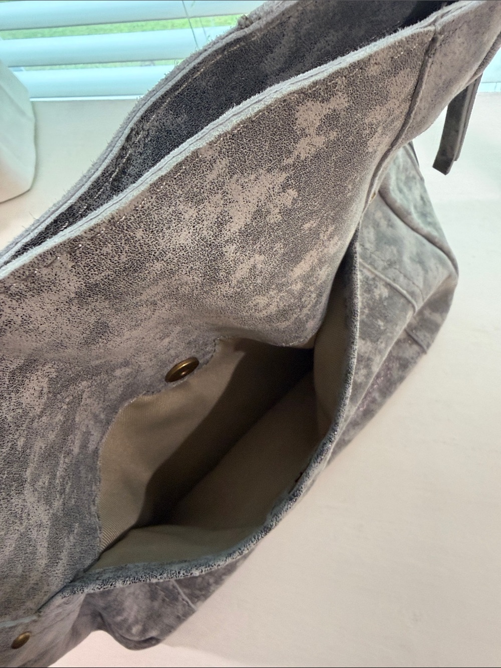 American Eagle Gray Suede-Style Shoulder Bag - Picture 7 of 7